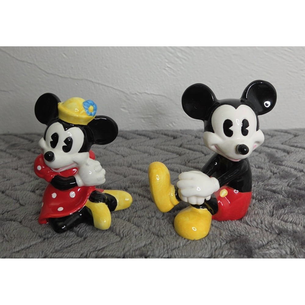 Vintage Disney MICKEY MOUSE & MINNIE MOUSE Figurines Porcelain 3" Malaysia *Read
